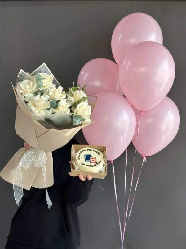 Сет "На все случаи жизни" — «Сет На все случаи жизни» — подарочный сет Dolce Sweets из 1 бенто-торта «Молочная девочка» по 350 г…
